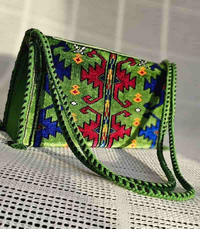 کیف گلیمی ترکمن انتخابی خاص برای علاقه مندان صنایع دستی